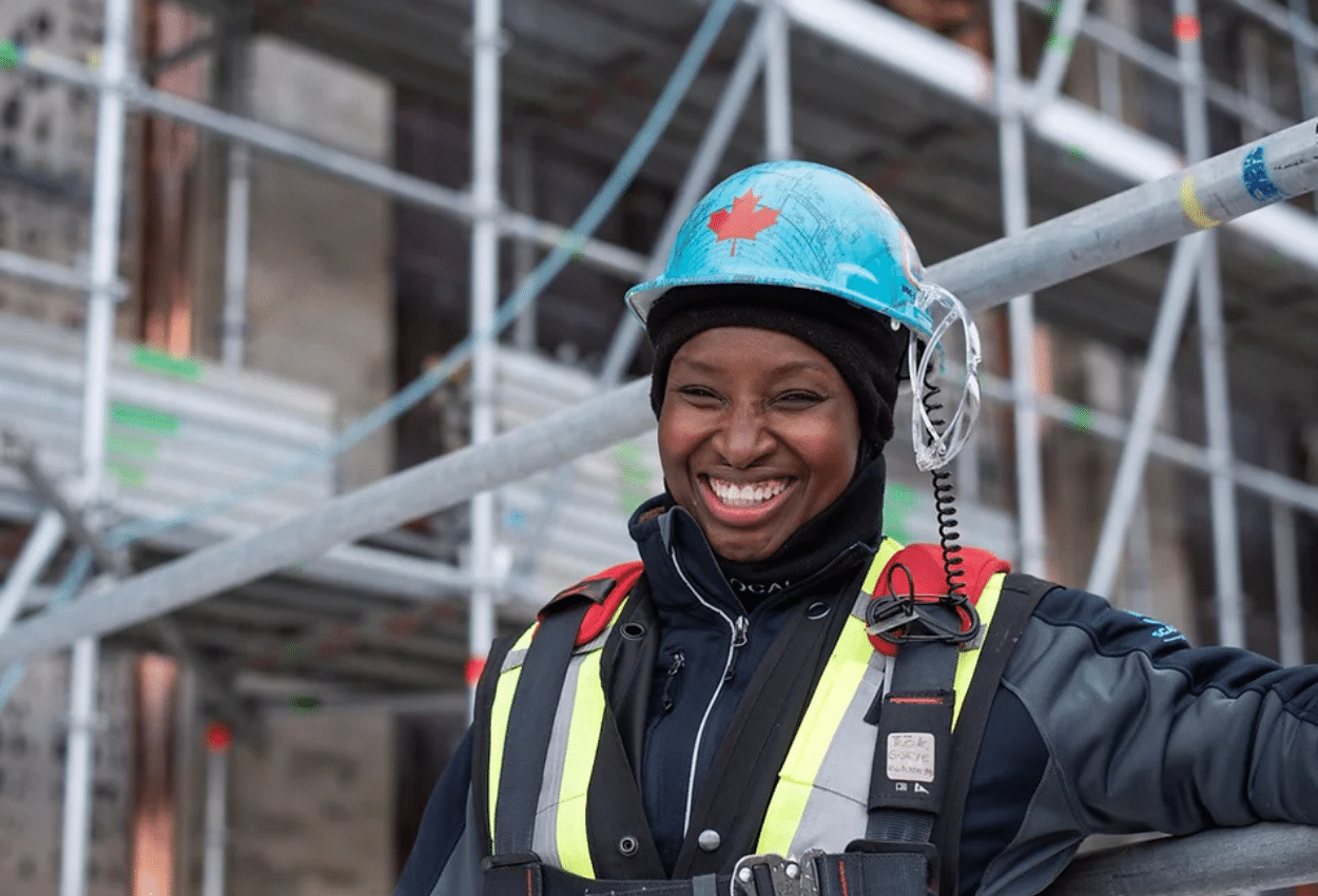 Rokhaya Guèye technicienne en échafaudage au Canada - echodefem.com (2)
